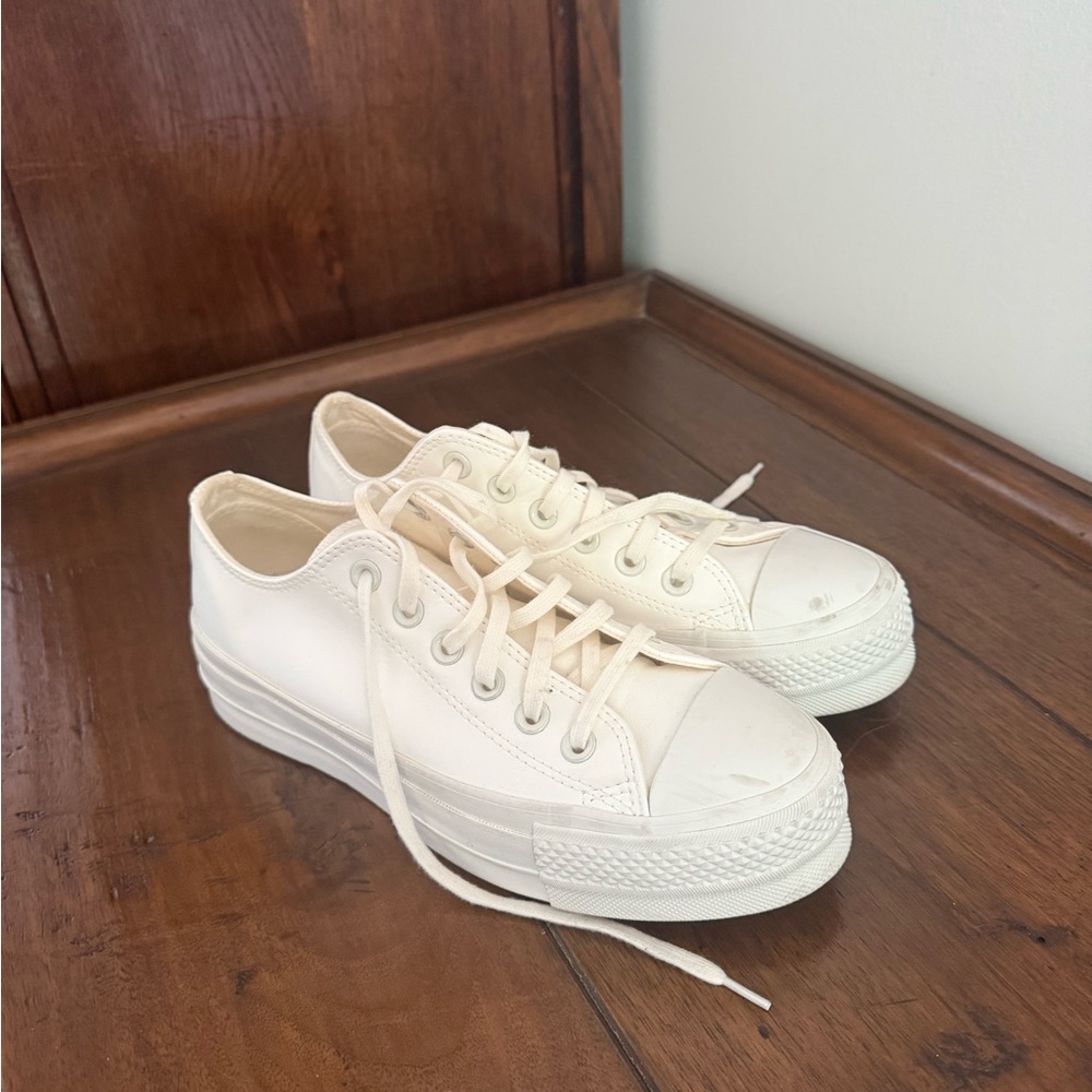 Classic Cream Women's Sneakers